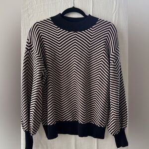 Chevron Patterned Black and Cream Sweater